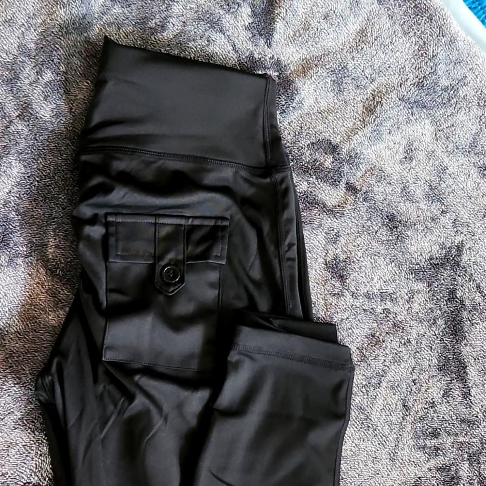 Black leggings